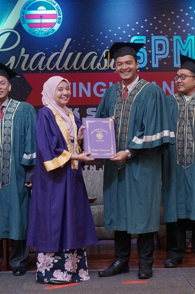 gambar graduasi tingkatan 5